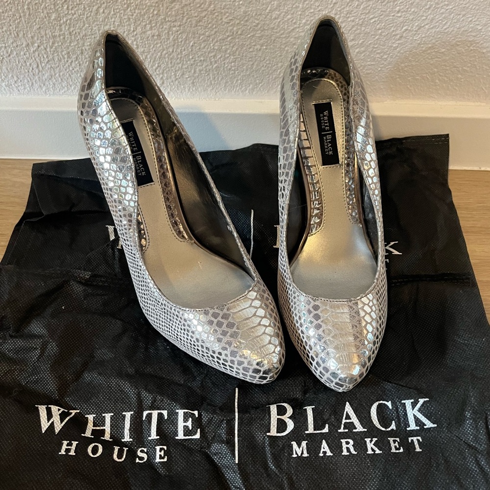 White House Black Market Snowflake Metallic Leather Platform Heels